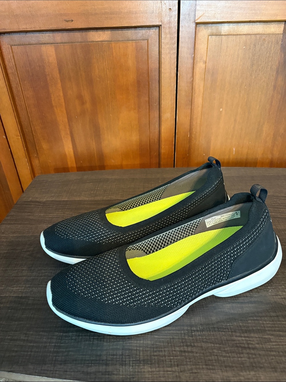 Vionic Women's Black Slip-On Athletic Shoes with Yellow Insole